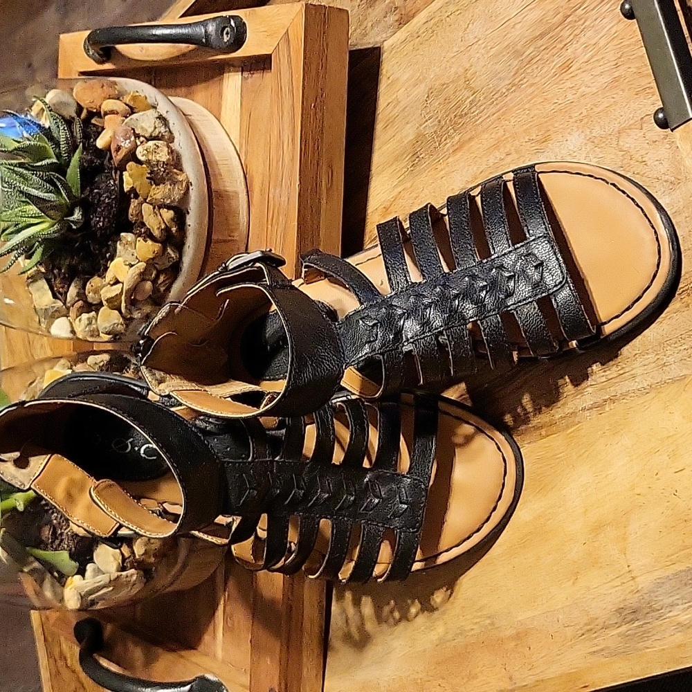 B.O.C Sandals